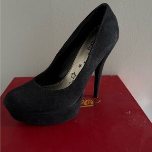 Splash Black Suede Heels